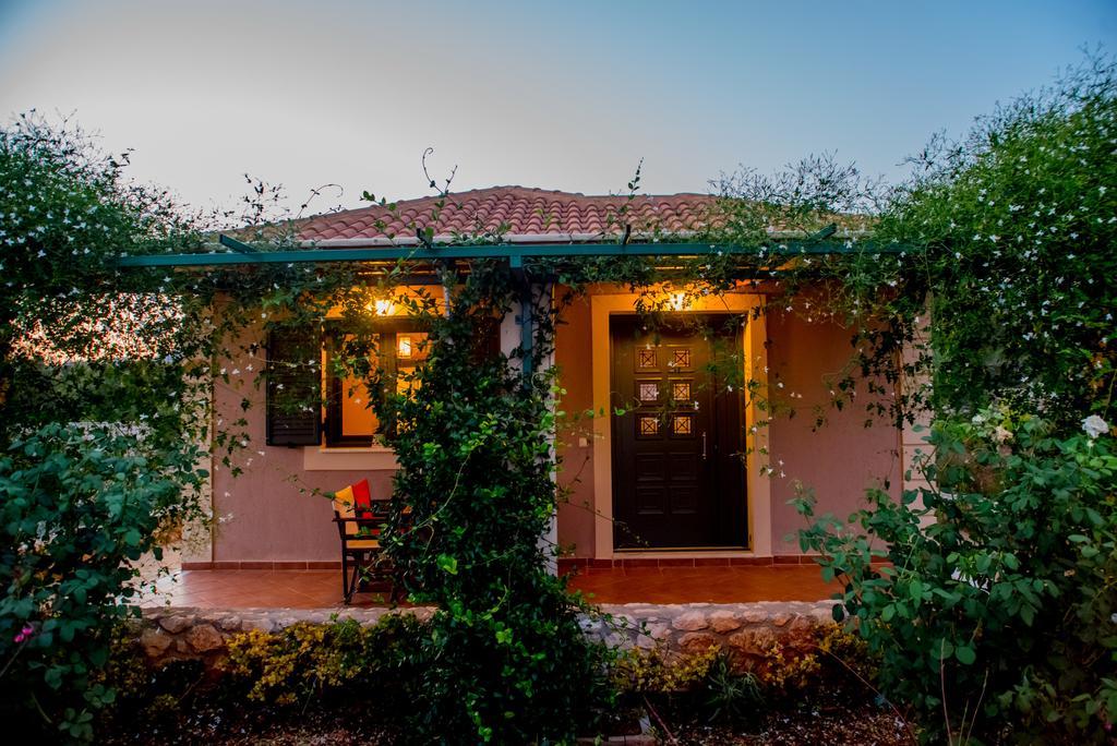 Korallis Villas Karavádhos Exterior foto
